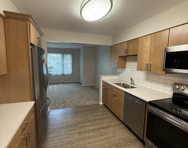 11722 Mill Street - Photo Thumbnail 3
