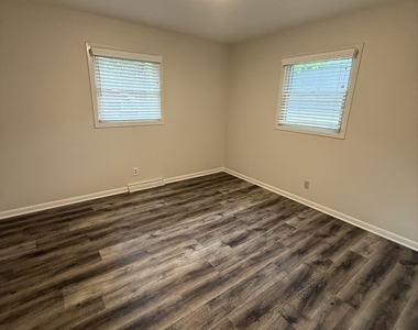 11722 Mill Street - Photo Thumbnail 7