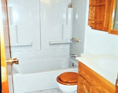 1733 Howe Lane - Photo Thumbnail 10