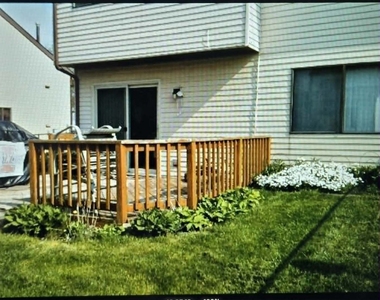 1733 Howe Lane - Photo Thumbnail 1