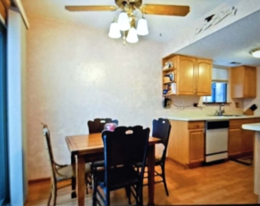 1733 Howe Lane - Photo Thumbnail 4