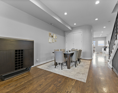2437 W Jackson Boulevard - Photo Thumbnail 9