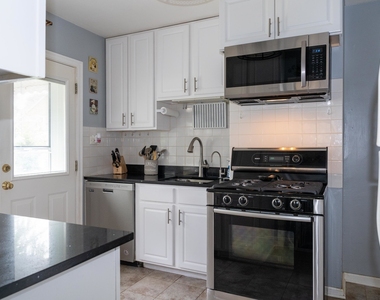 9019 Lincoln Avenue - Photo Thumbnail 3