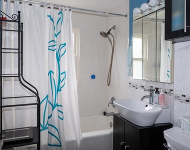 9019 Lincoln Avenue - Photo Thumbnail 9