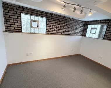 5545 N Central Avenue - Photo Thumbnail 9