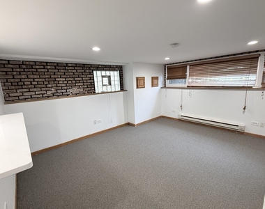 5545 N Central Avenue - Photo Thumbnail 1