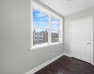 6833 S Merrill Avenue - Photo Thumbnail 8