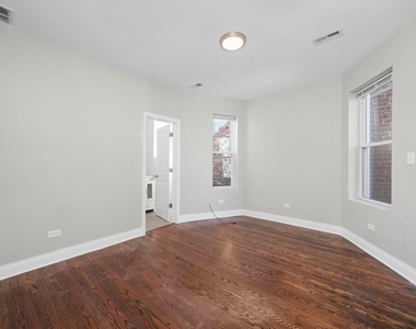 6833 S Merrill Avenue - Photo Thumbnail 4