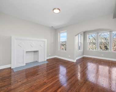 6833 S Merrill Avenue - Photo Thumbnail 3