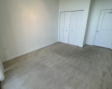 100 E 14th Street - Photo Thumbnail 21