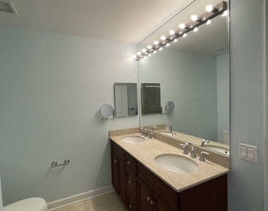 100 E 14th Street - Photo Thumbnail 18