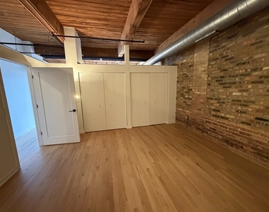1500 W Monroe Street - Photo Thumbnail 6