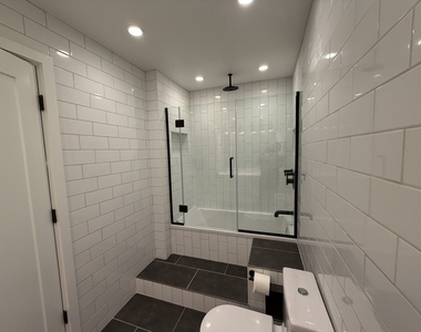 1500 W Monroe Street - Photo Thumbnail 8