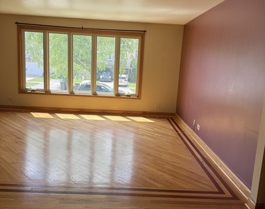 8841 N Chester Avenue - Photo Thumbnail 3