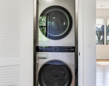 1108 Fortuna Avenue - Photo Thumbnail 8