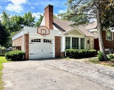 3207 Illinois Road - Photo Thumbnail 12