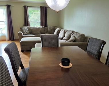 276 Continental Lane - Photo Thumbnail 6
