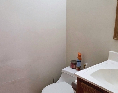 276 Continental Lane - Photo Thumbnail 10