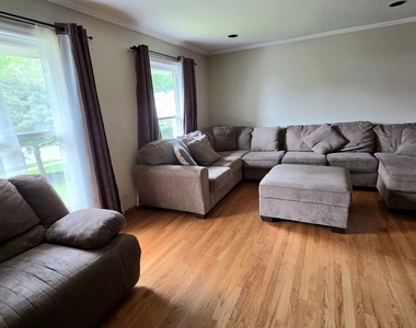 276 Continental Lane - Photo Thumbnail 2