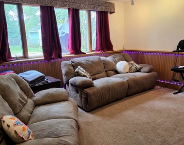 276 Continental Lane - Photo Thumbnail 15