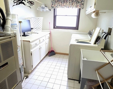 276 Continental Lane - Photo Thumbnail 14