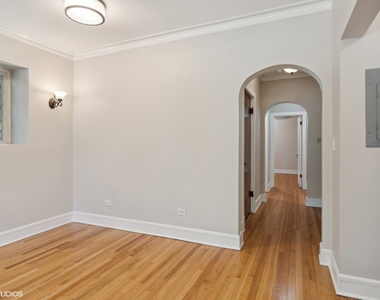 70 Pine Avenue - Photo Thumbnail 5