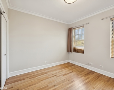 70 Pine Avenue - Photo Thumbnail 8