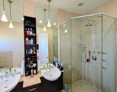 2642 W Chicago Avenue - Photo Thumbnail 8