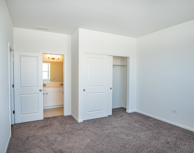 4283 Chelsea Manor Circle - Photo Thumbnail 2