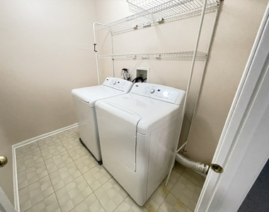 5454 Elizabeth Place - Photo Thumbnail 14