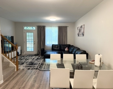 5454 Elizabeth Place - Photo Thumbnail 3