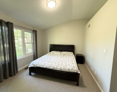 5454 Elizabeth Place - Photo Thumbnail 9