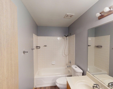 2529 Stonybrook Drive - Photo Thumbnail 10