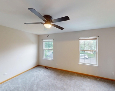2529 Stonybrook Drive - Photo Thumbnail 8