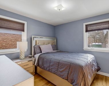 1512 Mulford Street - Photo Thumbnail 5