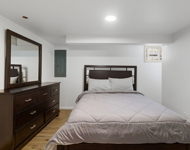 1512 Mulford Street - Photo Thumbnail 10