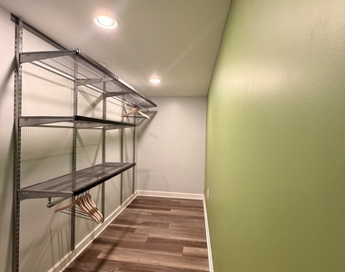 4605 Prairie Avenue - Photo Thumbnail 12