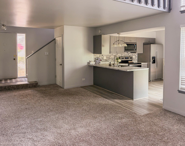 939 Chase Court - Photo Thumbnail 5