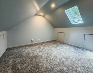 939 Chase Court - Photo Thumbnail 10