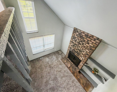 939 Chase Court - Photo Thumbnail 11