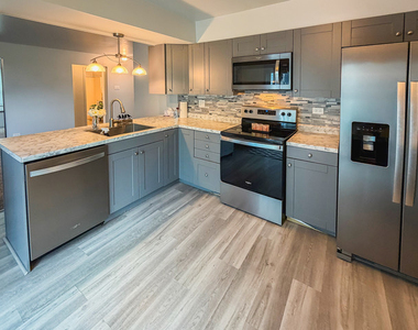 939 Chase Court - Photo Thumbnail 1