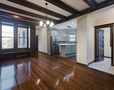 444 E 48th Street - Photo Thumbnail 16