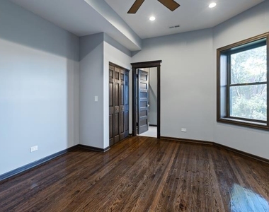 444 E 48th Street - Photo Thumbnail 22