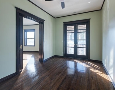 444 E 48th Street - Photo Thumbnail 12