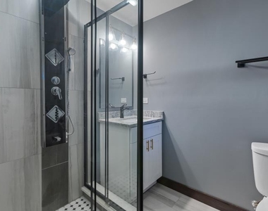444 E 48th Street - Photo Thumbnail 11