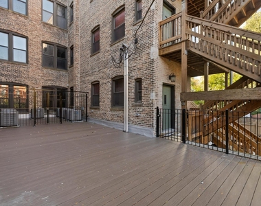 444 E 48th Street - Photo Thumbnail 2