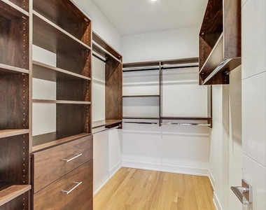 650 N Morgan Street - Photo Thumbnail 12