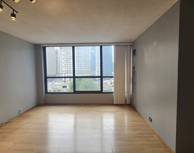 405 N Wabash Avenue - Photo Thumbnail 1