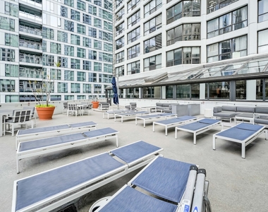 405 N Wabash Avenue - Photo Thumbnail 23