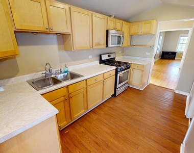 276 Morgan Street - Photo Thumbnail 2